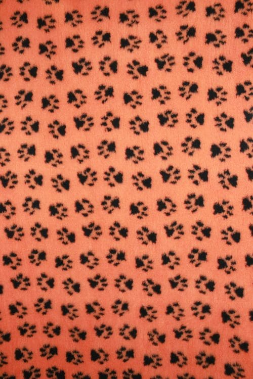 Hundfäll - Orange med Svarta Tassar