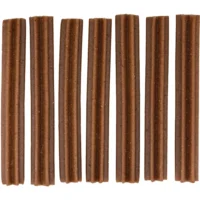 Sju stycken Denta Fun Dentros tuggpinnar med kyckling smak, vars stjärnformade struktur är designad för att rengöra hundens tänder.