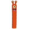 En rolig orange hundleksak i latex från Dog Comets formad som ett knasigt monster med ett stort öga och två horn på huvudet.