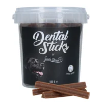 En genomskinlig hink med Luna's Choice Dental Sticks hundgodis och fyrtandade tandvårdspinnar framför.